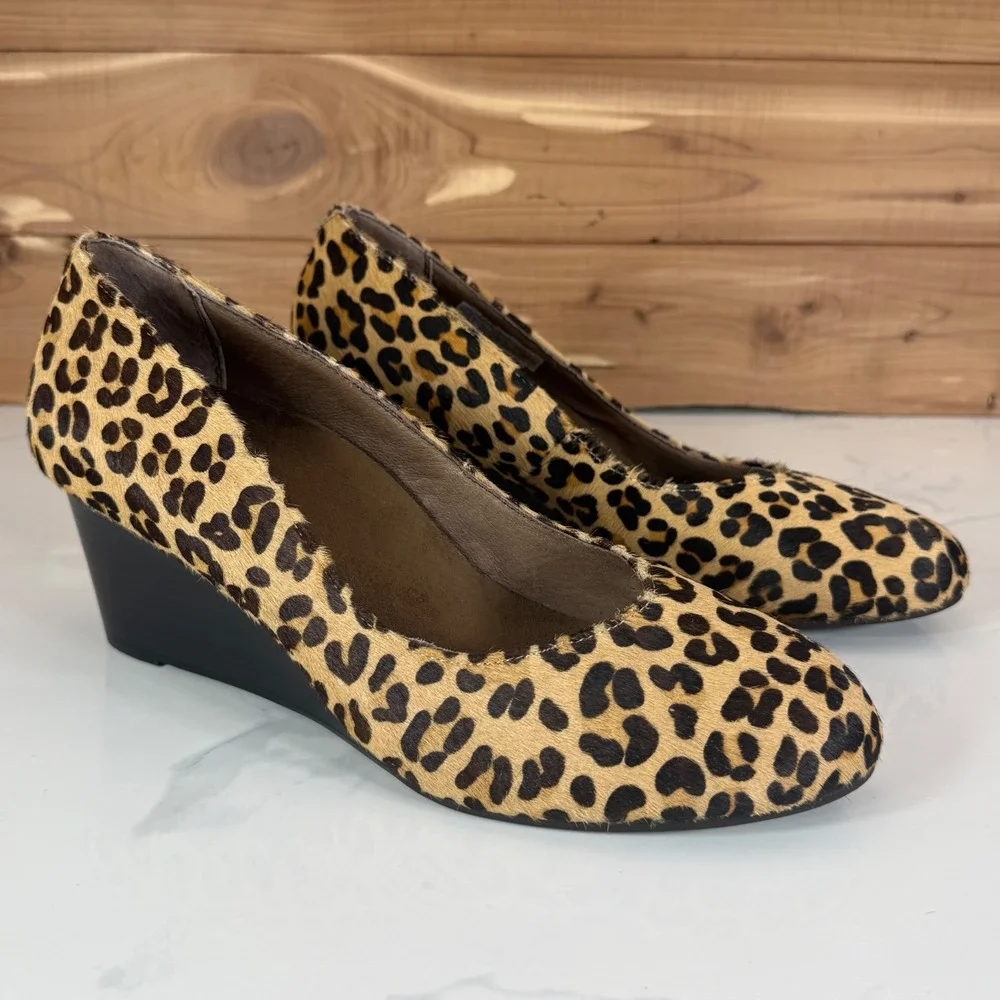 Vionic Leopard Print Calf Hair Wedge Pumps Womens 10 Round Toe Animal Print